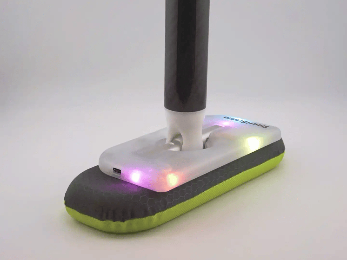 LightBroom LEDs sparkling in rainbow colours while sweeping
